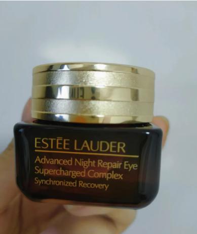 25岁开始有细纹了怎么办,25岁有细纹适合什么护肤品