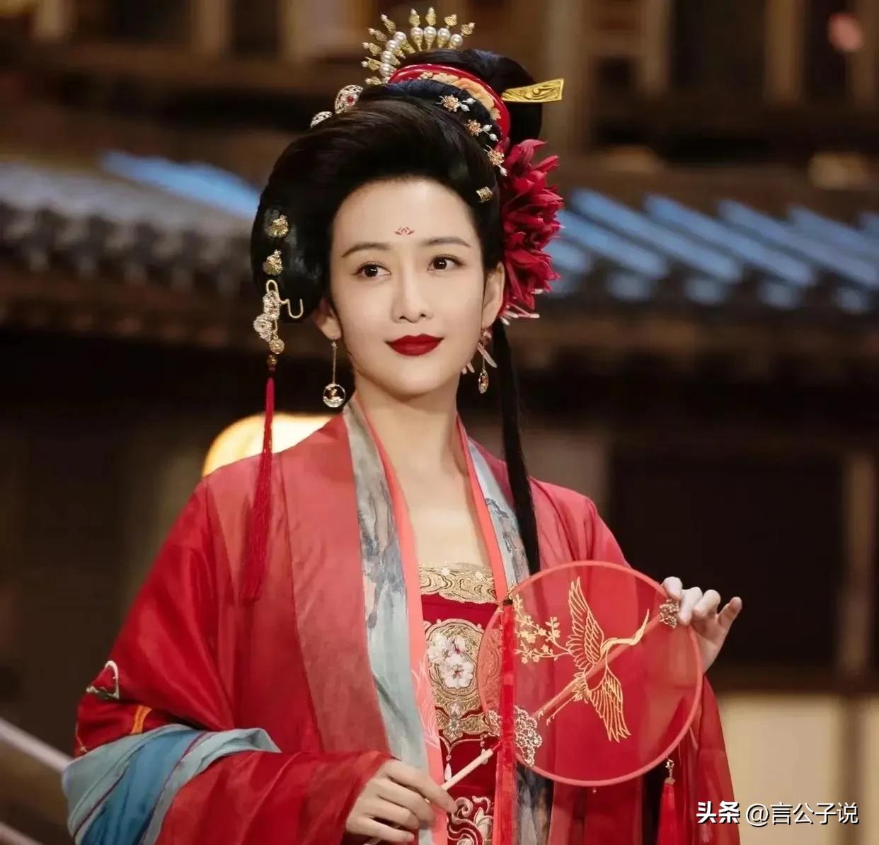 明明同一位女演员，绝色美人和普女就在一线之间，造型太重要了