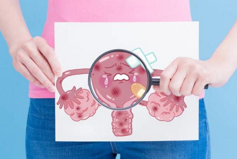 女子下身检查疼痛难忍,女孩腹痛到医院检查惊呆了