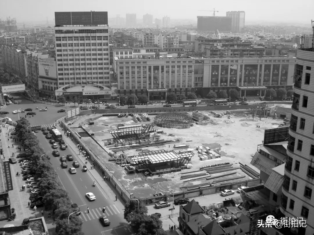 萍乡：从掀翻广场建沃尔玛，到沃尔玛宣布撤离，如今此处成空城