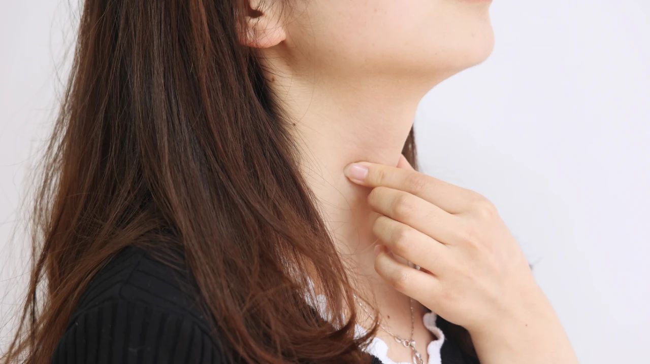 有这4种情况出现脱发要及时制止,这几类习惯会导致脱发