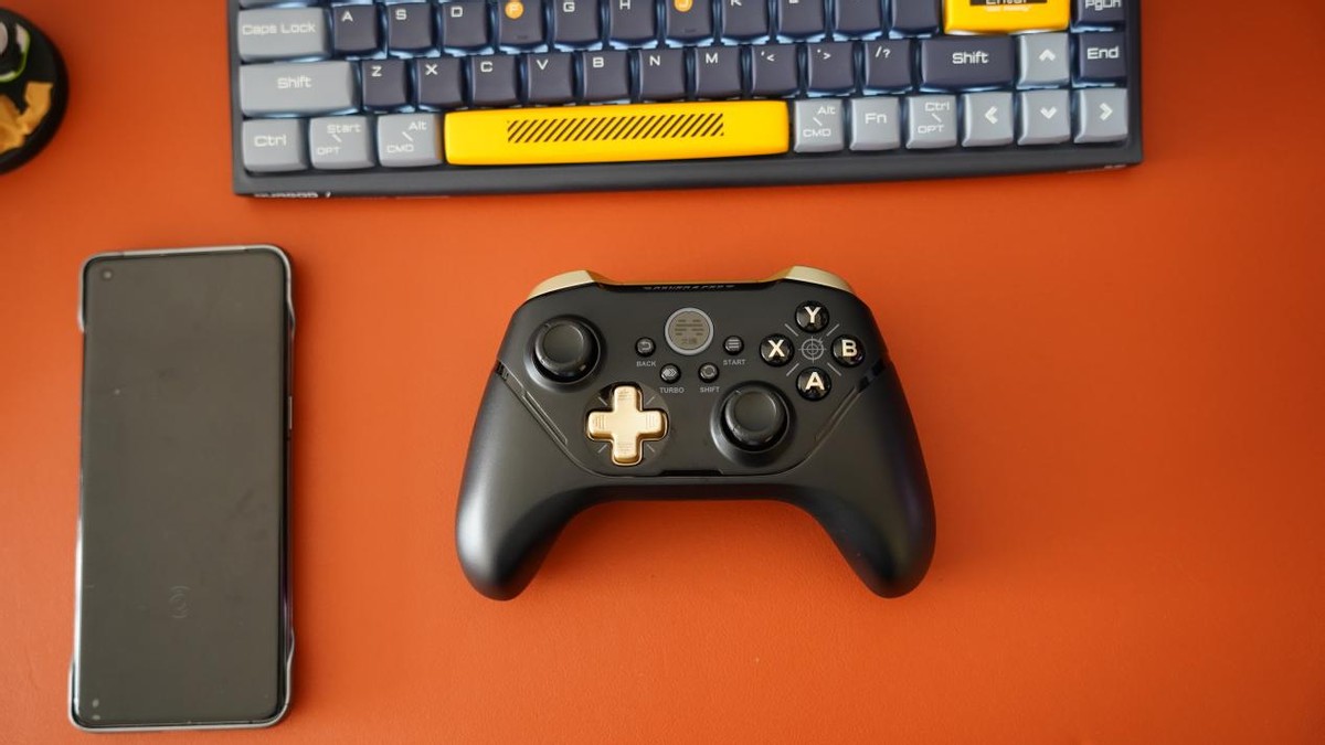 北通阿修罗二游戏手柄测评,无线北通阿修罗3s游戏手柄