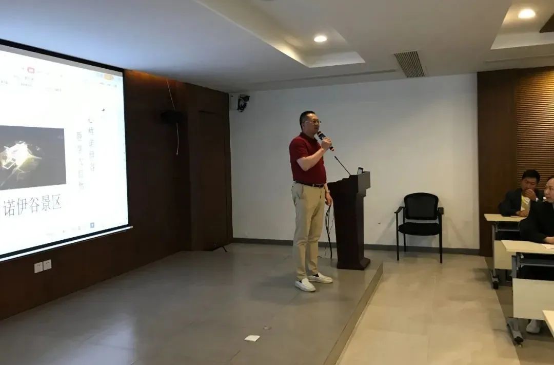 携手并进脱贫攻坚,携手乡村振兴共同富裕