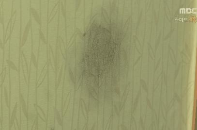 装修墙面黑印怎么处理,房间白墙重新刷怎么处理