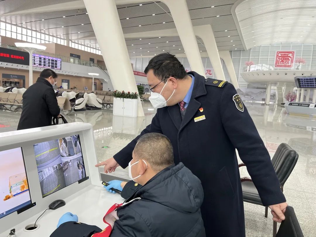 用心守护，温暖伴随出行路！