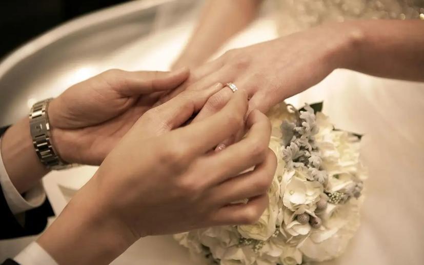 钻石谎言被“河南制造”揭穿:全球储量万亿吨,为啥被包装为稀有