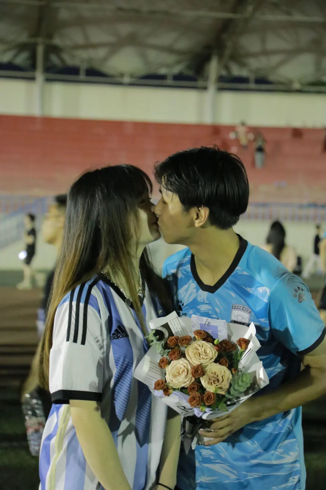 足球少年丨西安外国语大学杜真方：往前走，朝着光