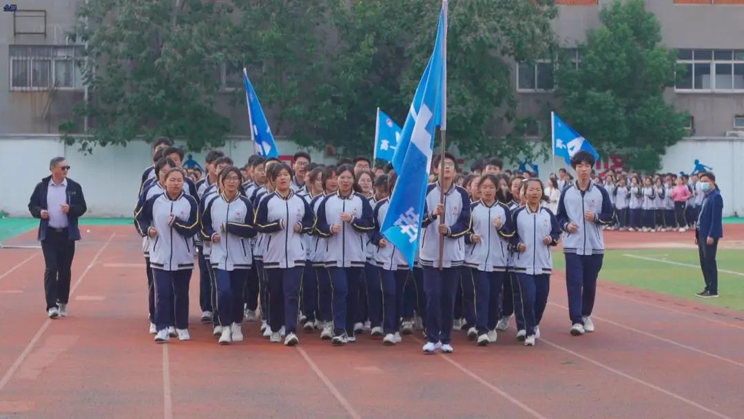 秦淮科技高中跑操,南京市秦淮中学跑操