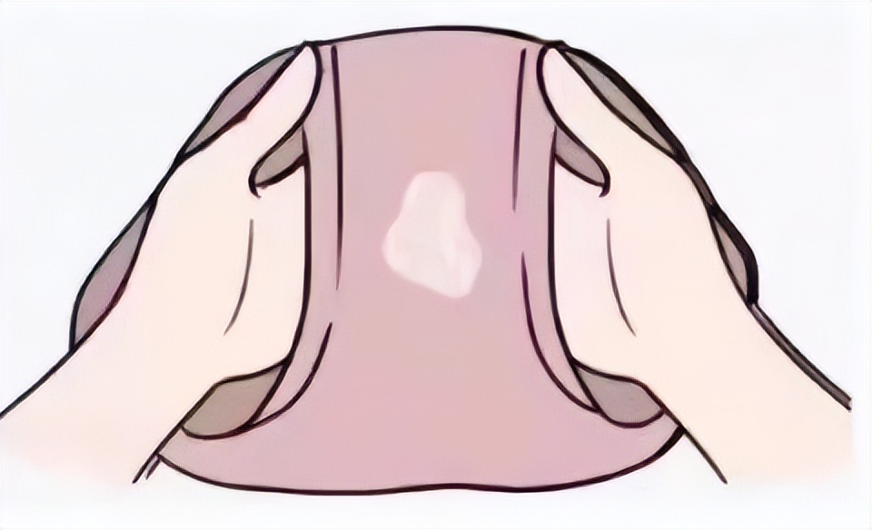 正常女性裤子穿几天有异味,女生穿过的裤子有异味