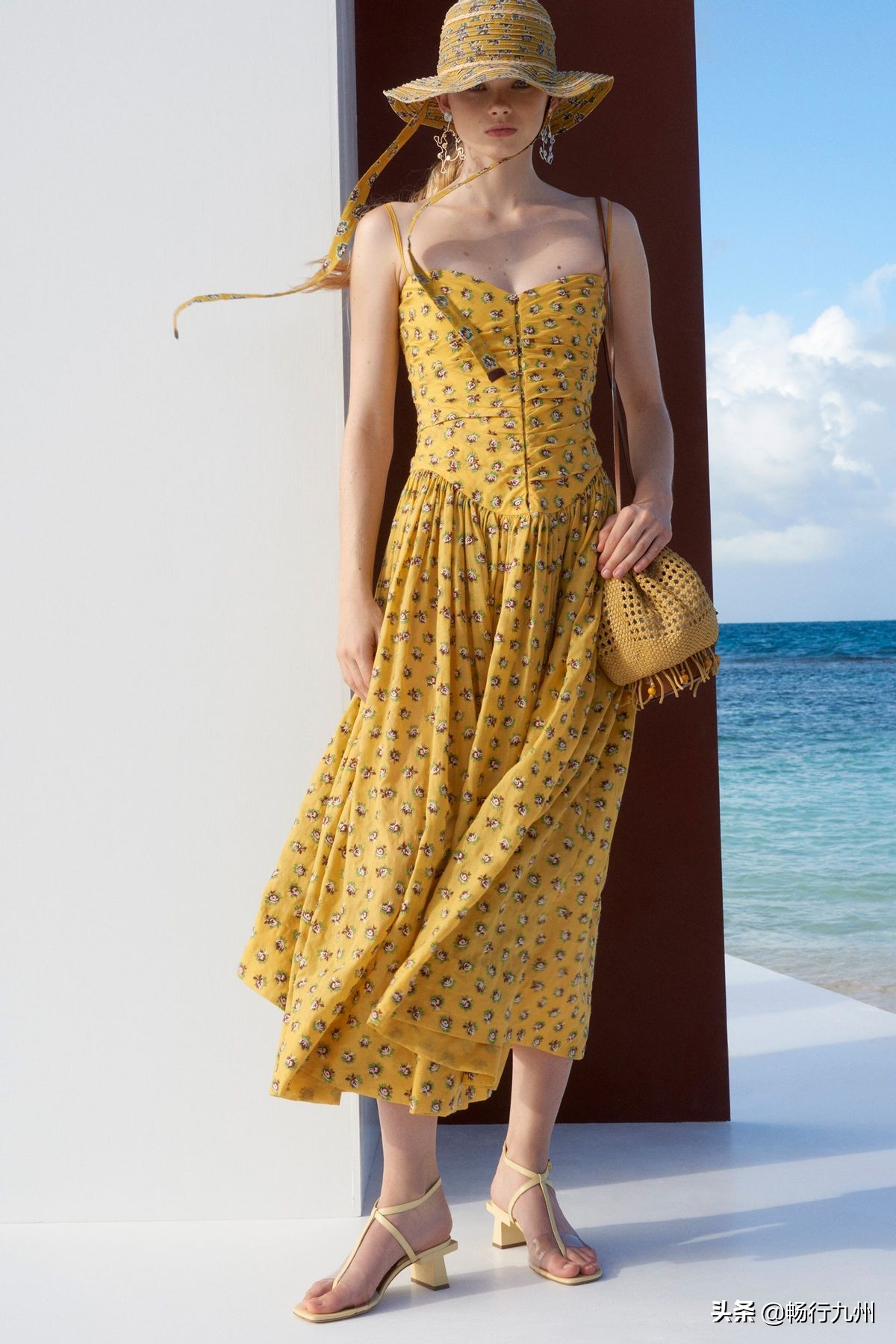 toryburch明星开衫穿搭,toryburch清爽春夏穿搭