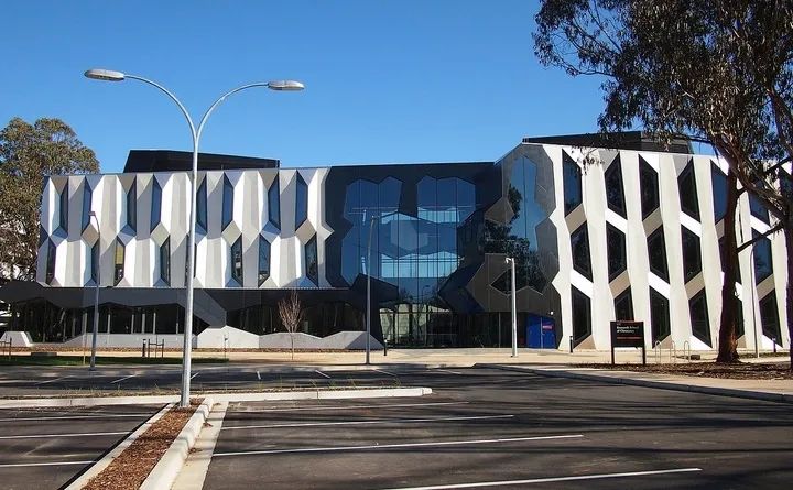 英国和澳大利亚的学校,英国和澳洲大学