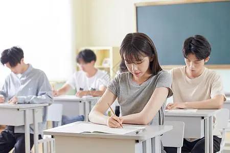 英语四级听力120分左右,为什么四级听力会有249