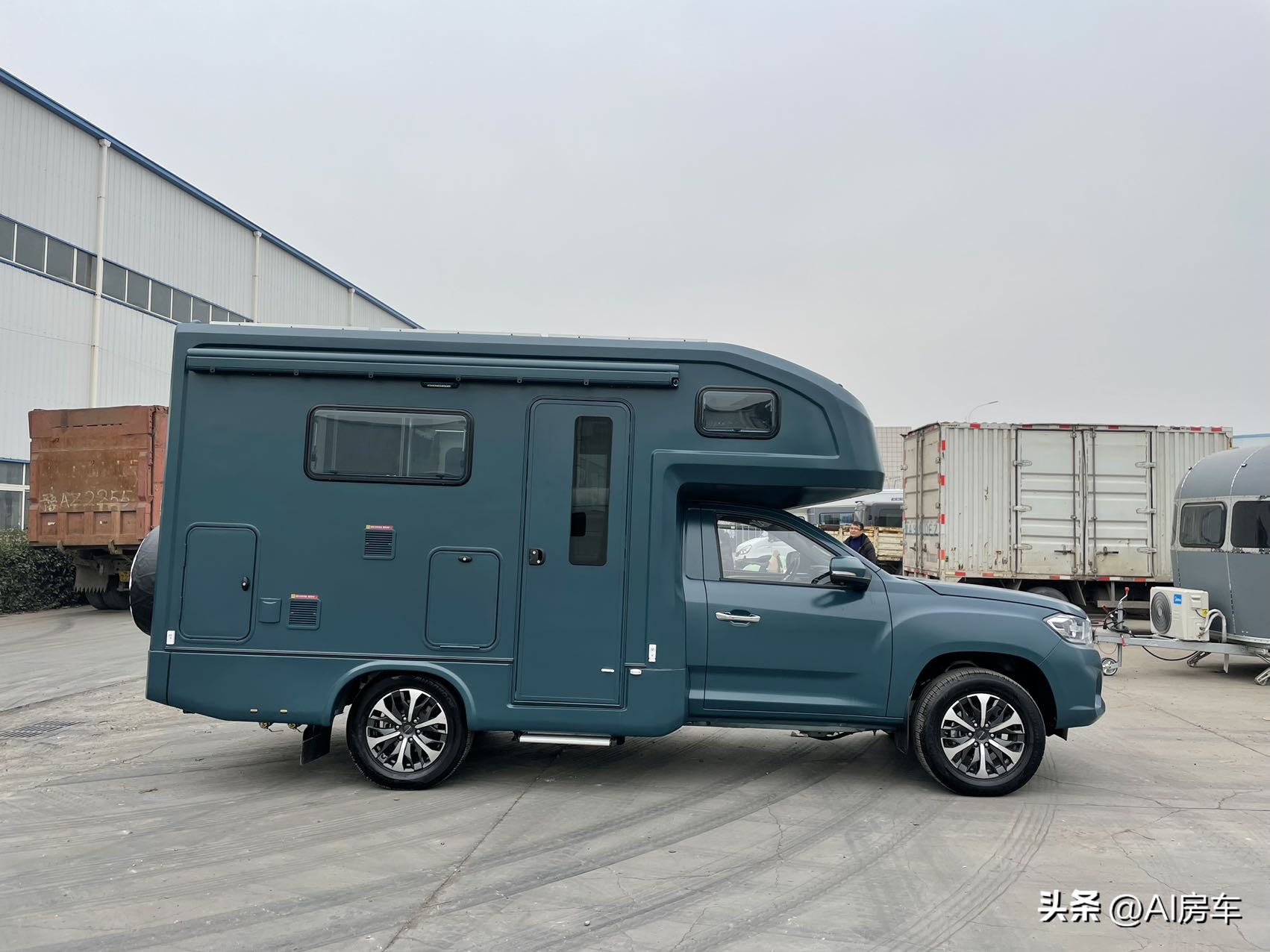 上汽大通t70柴油自动高配版房车,大通t70升顶四驱房车