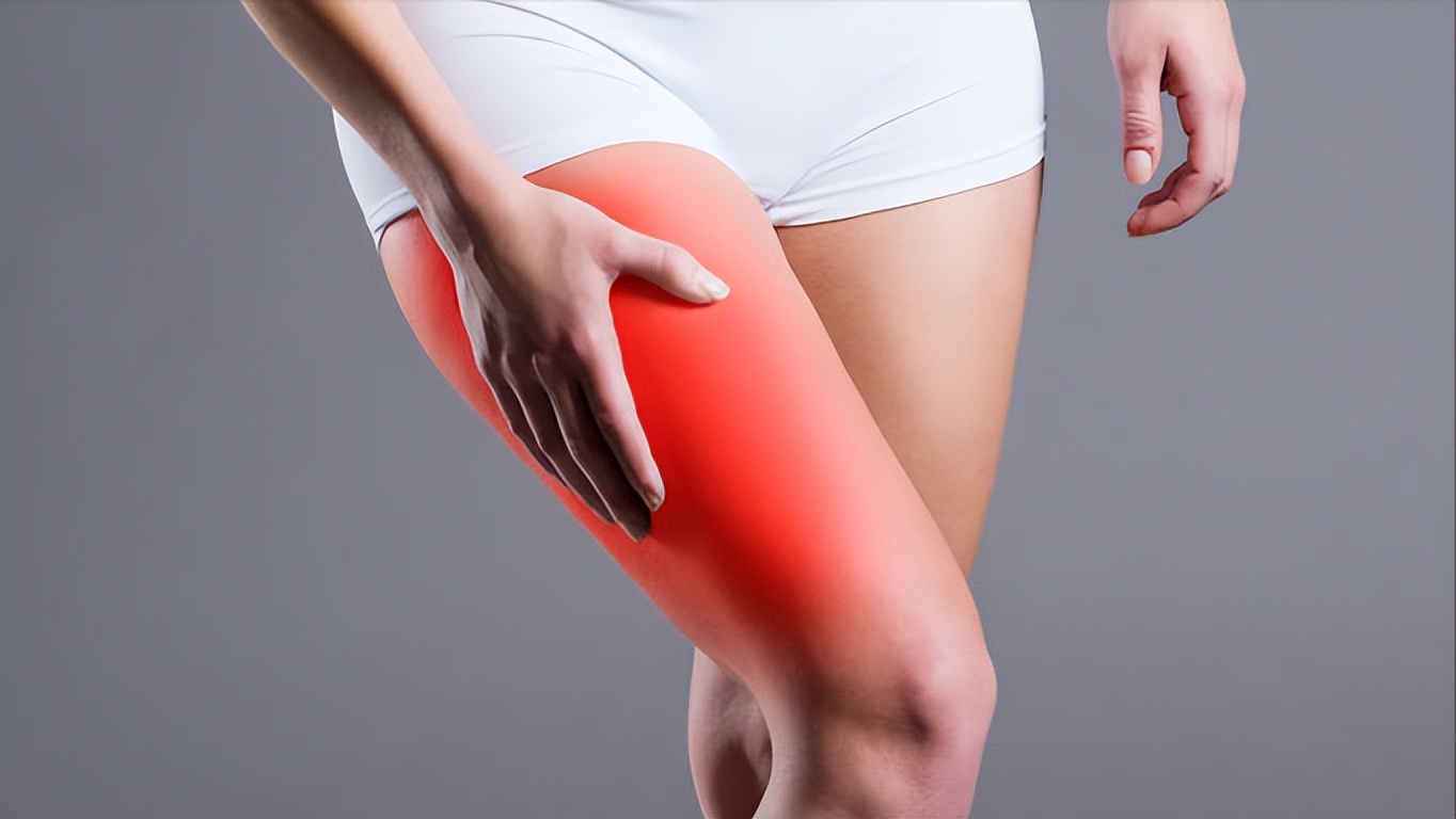 有一种翘臀叫骨盆前倾,翘臀但是肚子是平的是骨盆前倾吗