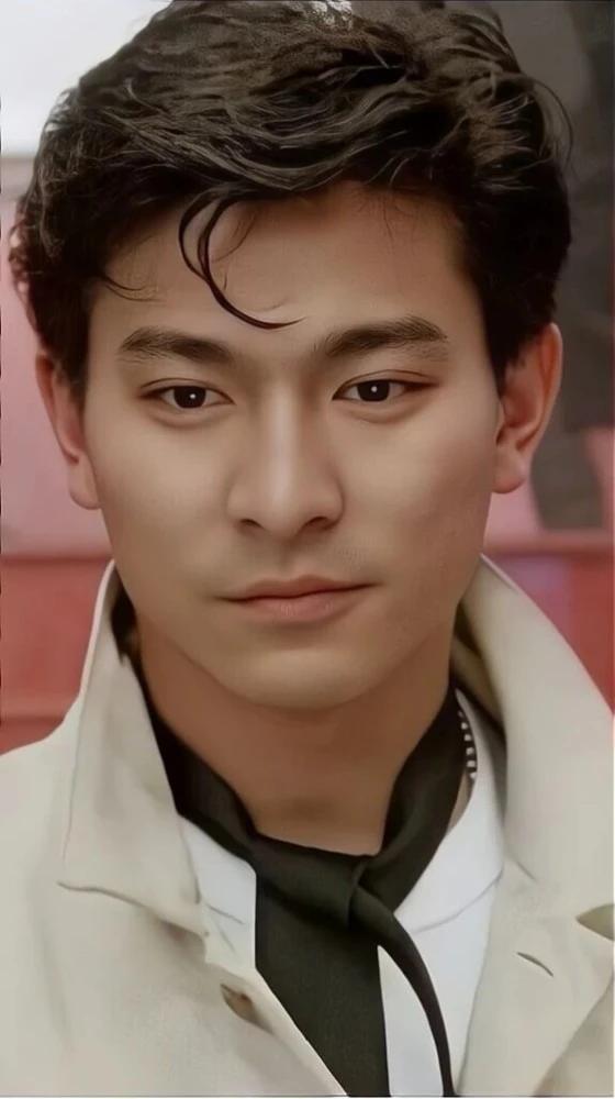 刘德华27岁的电影视频,刘德华几岁向吴倩莲求过婚