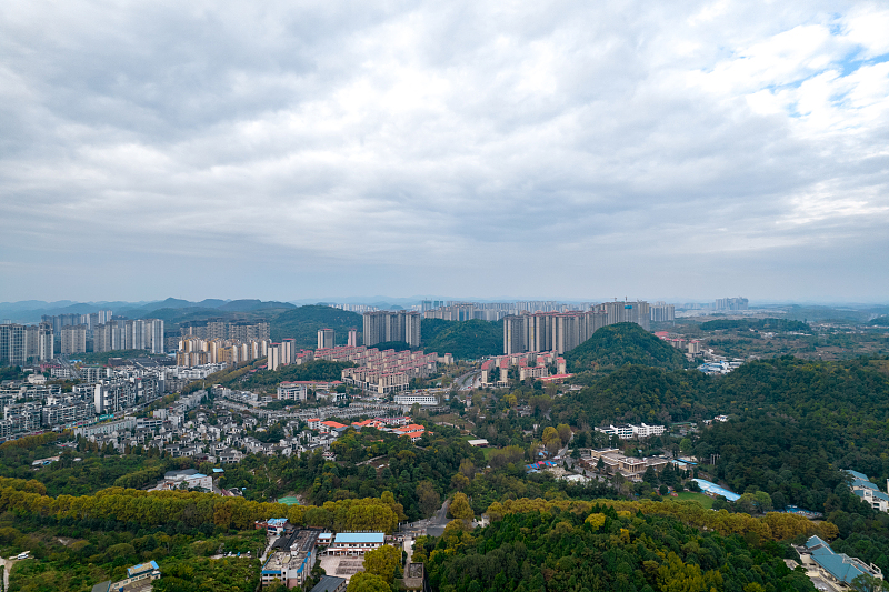 花溪小学教育培训,花溪小学成长仪式把未来点亮