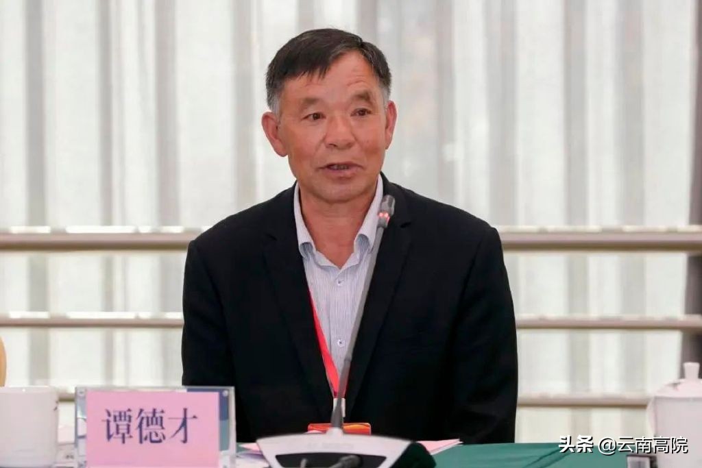 2022年度人大代表、政协委员视察云南法院活动第一批次圆满结束代表委员为昆明法院工作建言献策