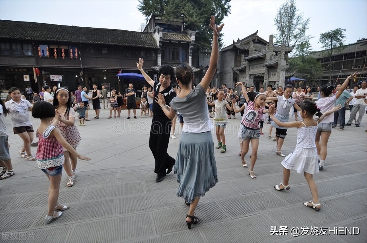 户外跳广场舞选哪款音箱音质最好,漫步者户外广场舞专用音箱