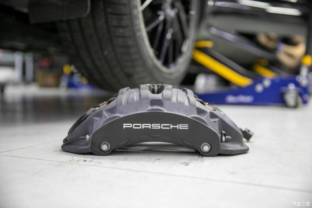 青岛保时捷panamera,保时捷panamera原车19寸轮毂