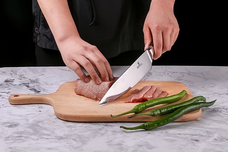 菜刀选购攻略,做了几十年菜的阿姨