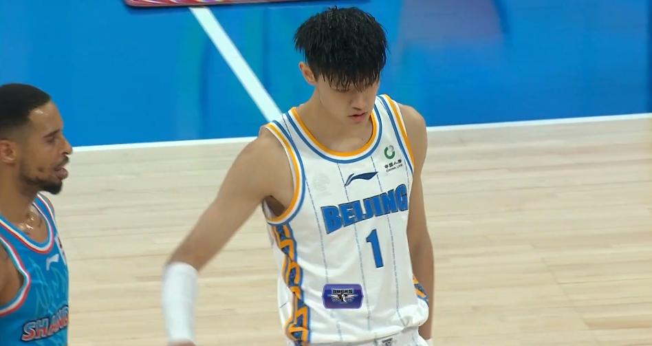 王晗山东男篮战胜辽宁排名,山东男篮吊打北京首钢狂胜37分