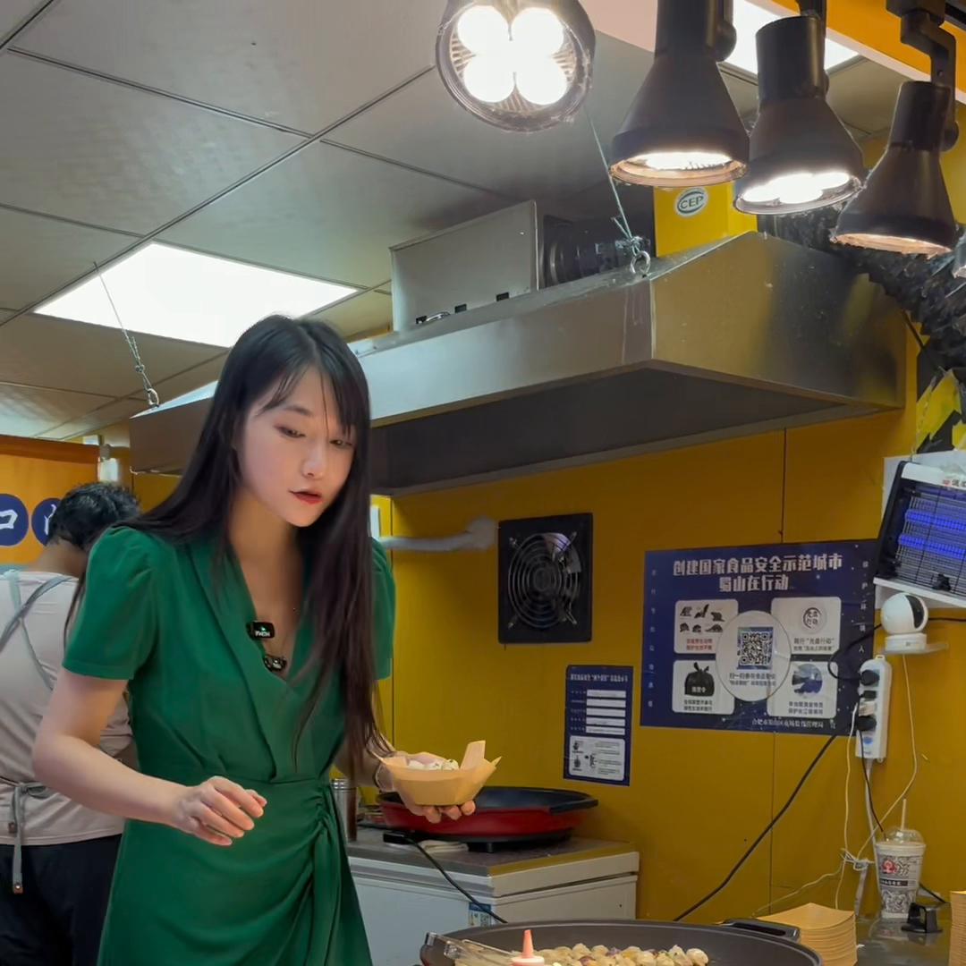 10平方小店做的生意,10平方小店利润