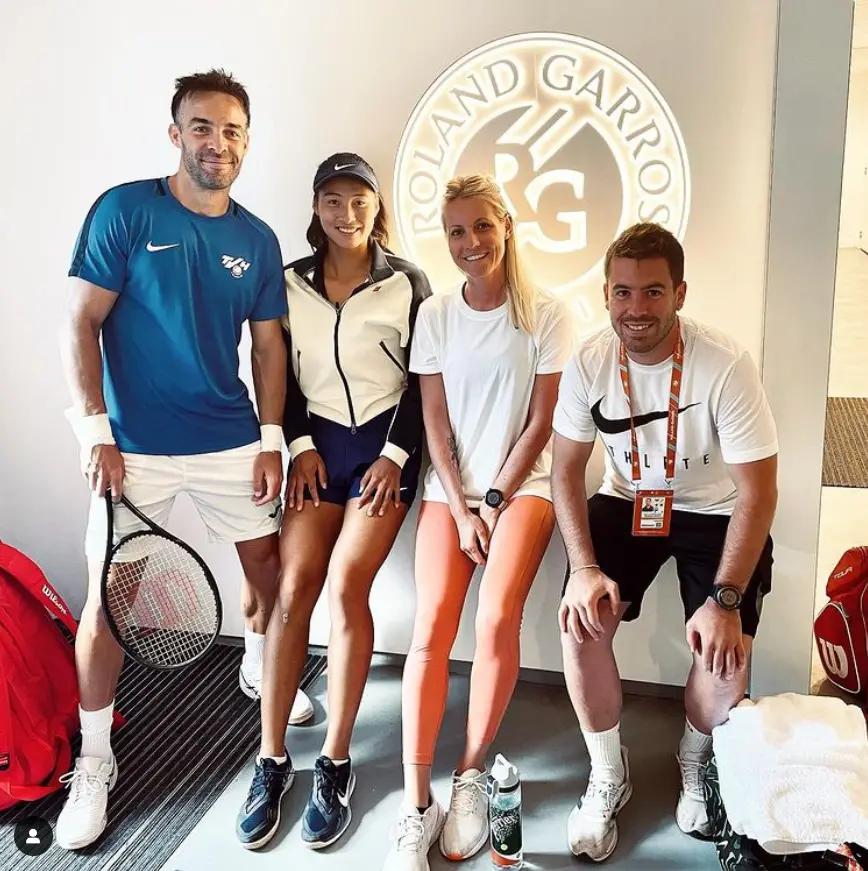 热点||挑战世界第一，这个19岁中国网球美少女是下一个李娜么？