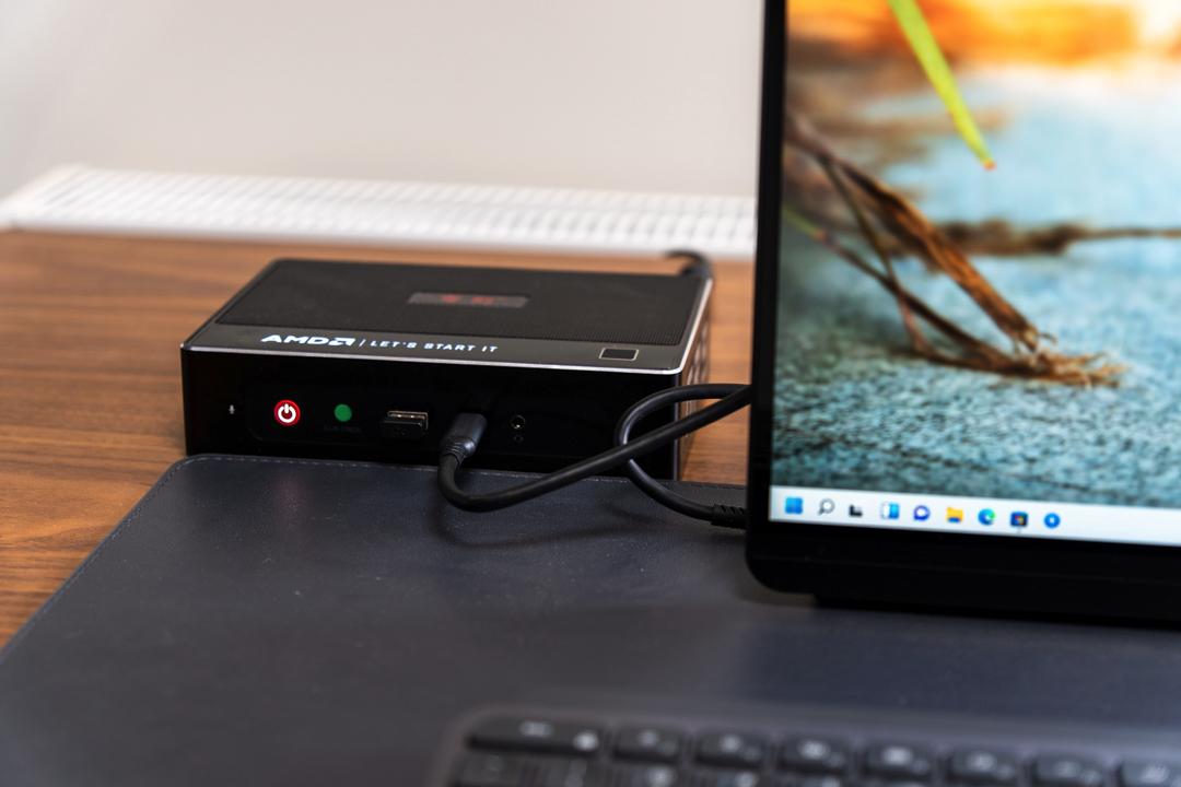 ehomewei便携显示器使用体验,ehomewei便携显示屏oled测评