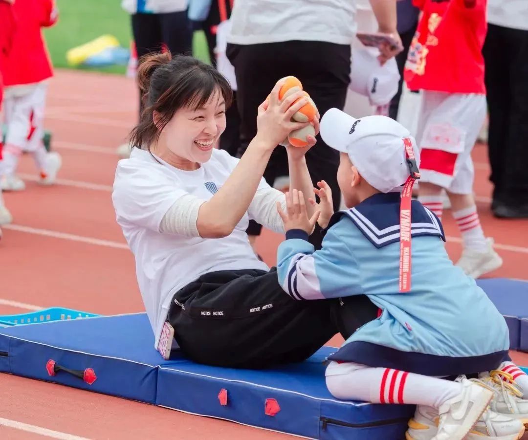 幼崽萌娃活动,运动会萌娃新颖开幕式