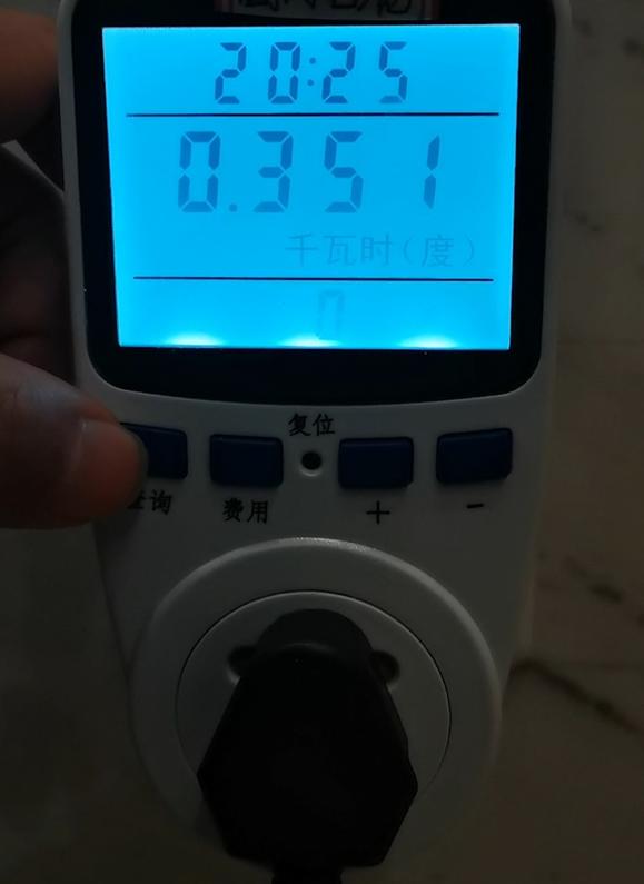 一千瓦电热扇耗电多少度,电热扇耗电吗