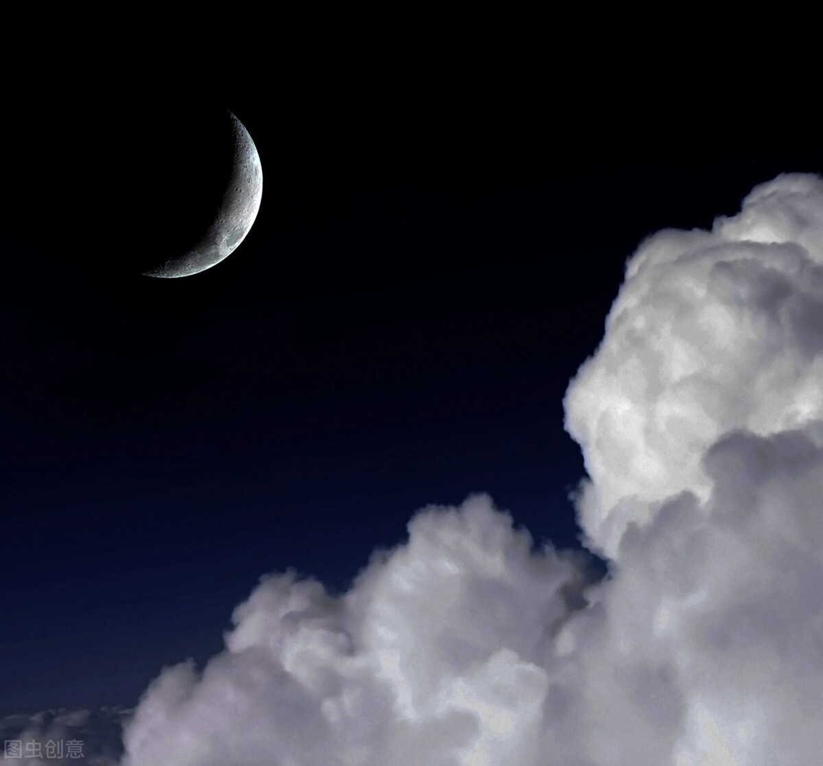 代表太阳出来的汉字,与太阳有关的字