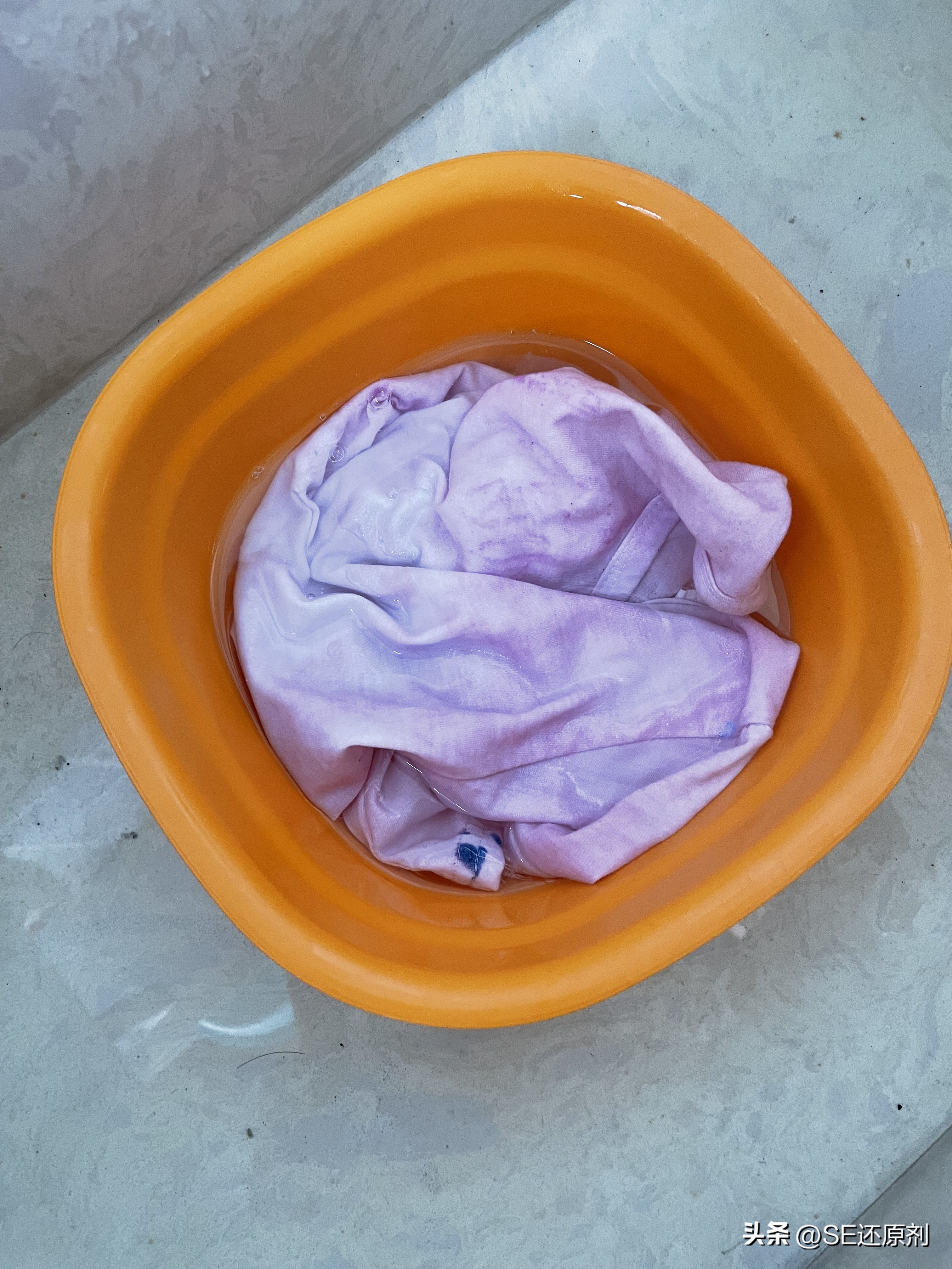 串色染色了怎么去除,带图案的白衣染色怎么办