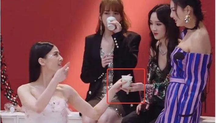 有钱也养不起的十位女星,壕无人性的富豪