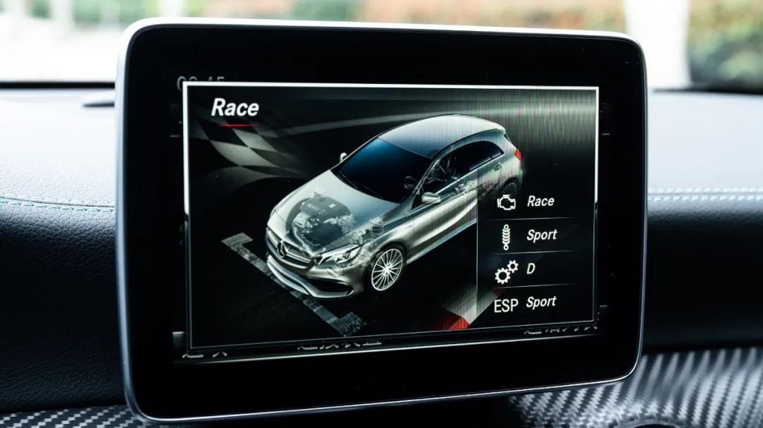 amg车队衣服,amg车队的衣服