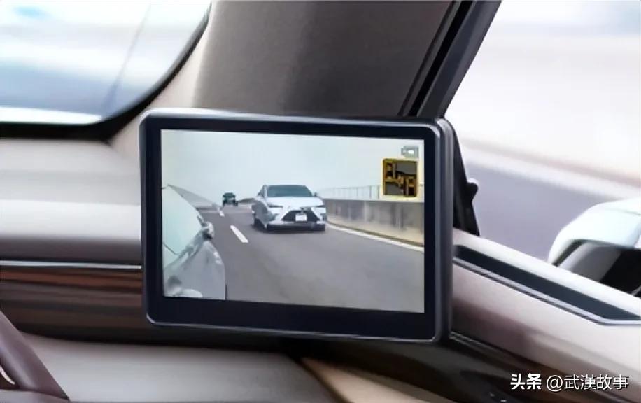 汽车是7月1号取消传统后视镜吗,7月1日汽车后视镜要改成电子的吗