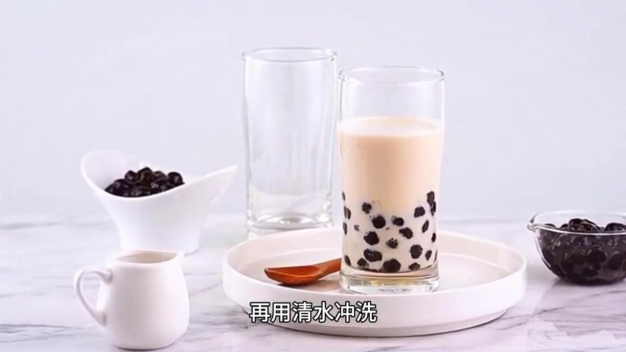 浴室玻璃上的污渍怎么去除小妙招,生活小妙招去除污渍的方法