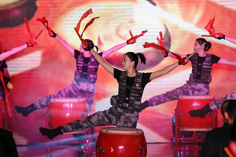 云南女孩黄爽：我的青春有七彩