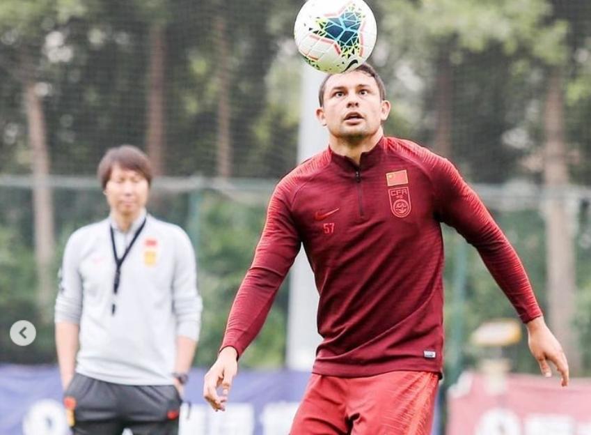 艾克森中超最新消息,艾克森中超射手王亚冠