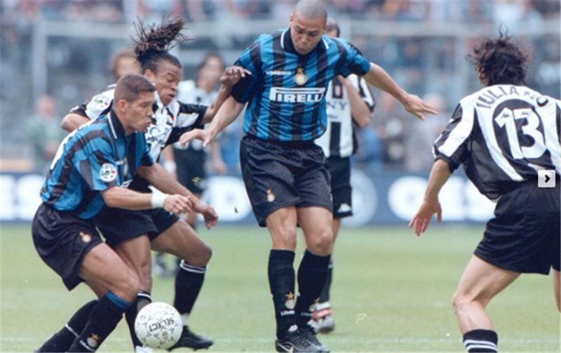 从米兰过客到国米累赘，还在尤文闹内讧，全能战士照样被性格耽误