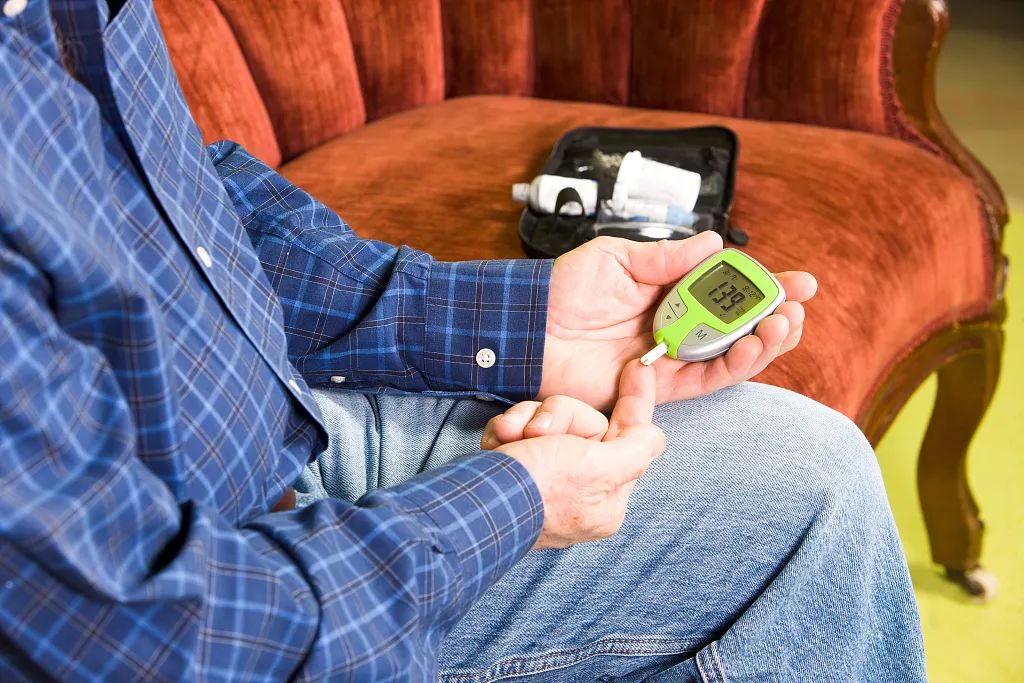 提醒这7种病无法根治,专家提醒这些症状是疾病的征兆