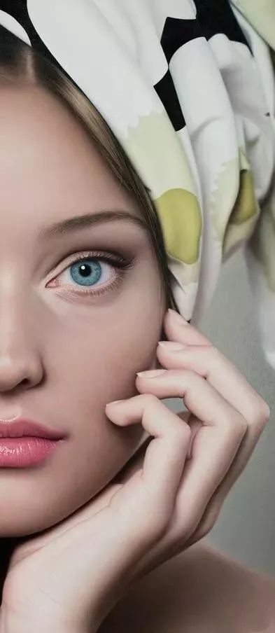 美女画家挑战冷军，画少女人体，放大10倍看细节让网友不淡定