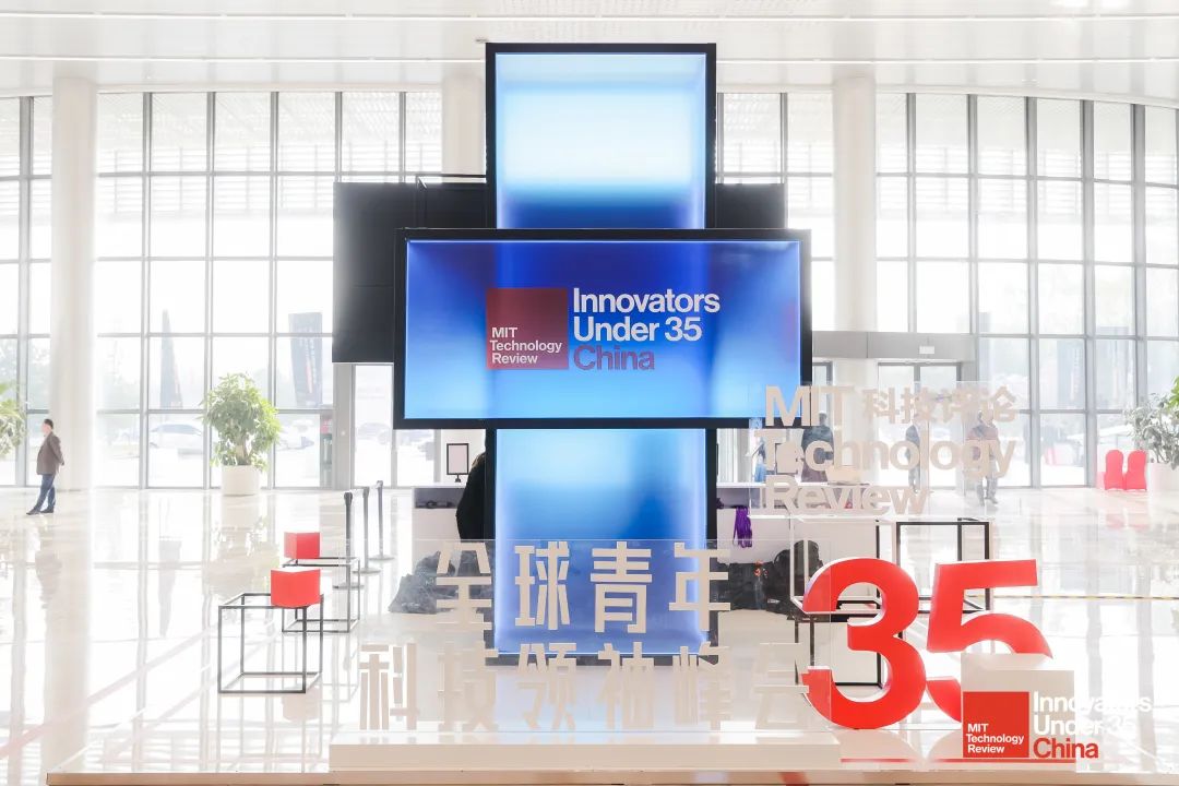 光量子芯片原理,moss量子计算机550