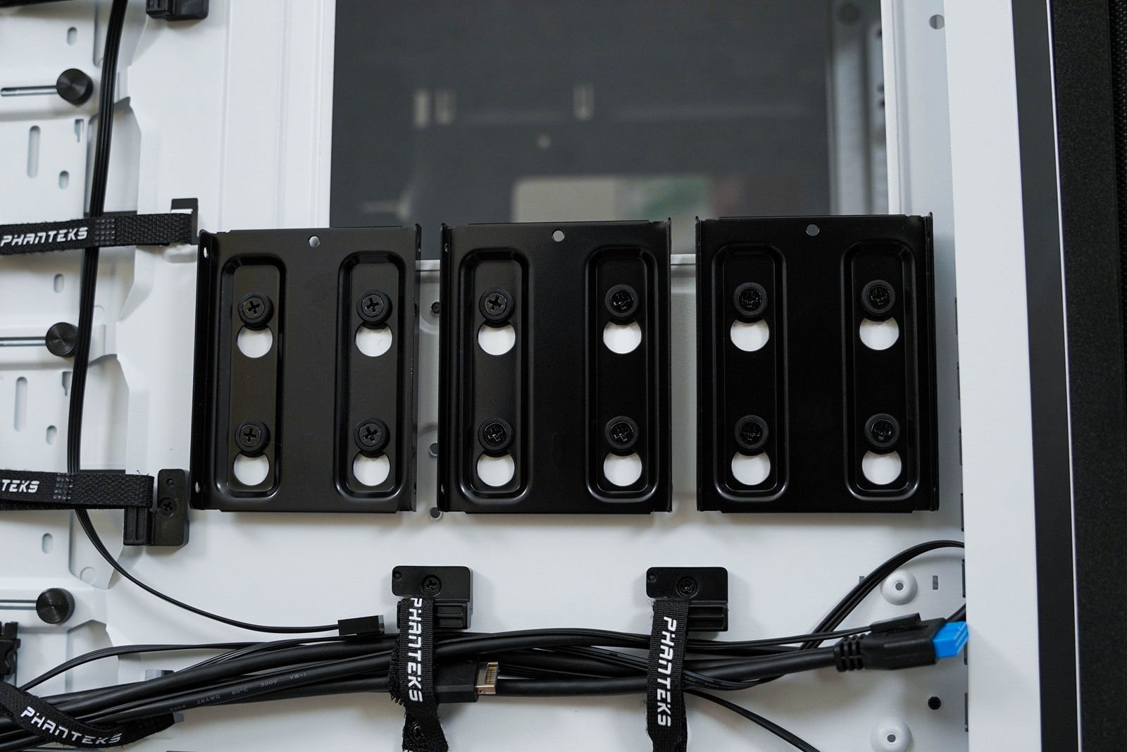 豪砸3万预算工作机，12900K+RTX3090Ti+32GCVNDDR5顶配纯白装机