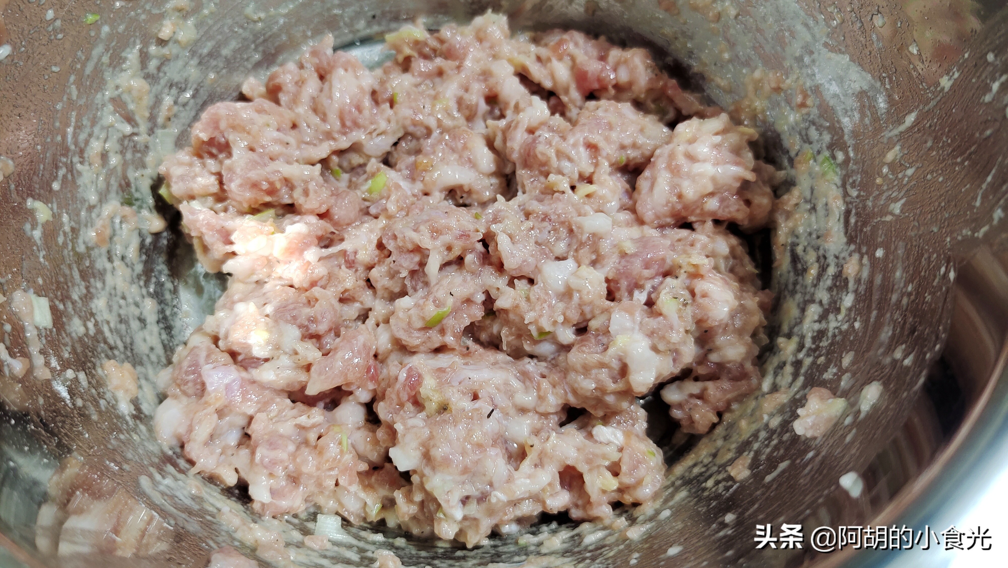 梅菜扣肉米饭怎么做好吃,下饭神器梅干菜扣肉