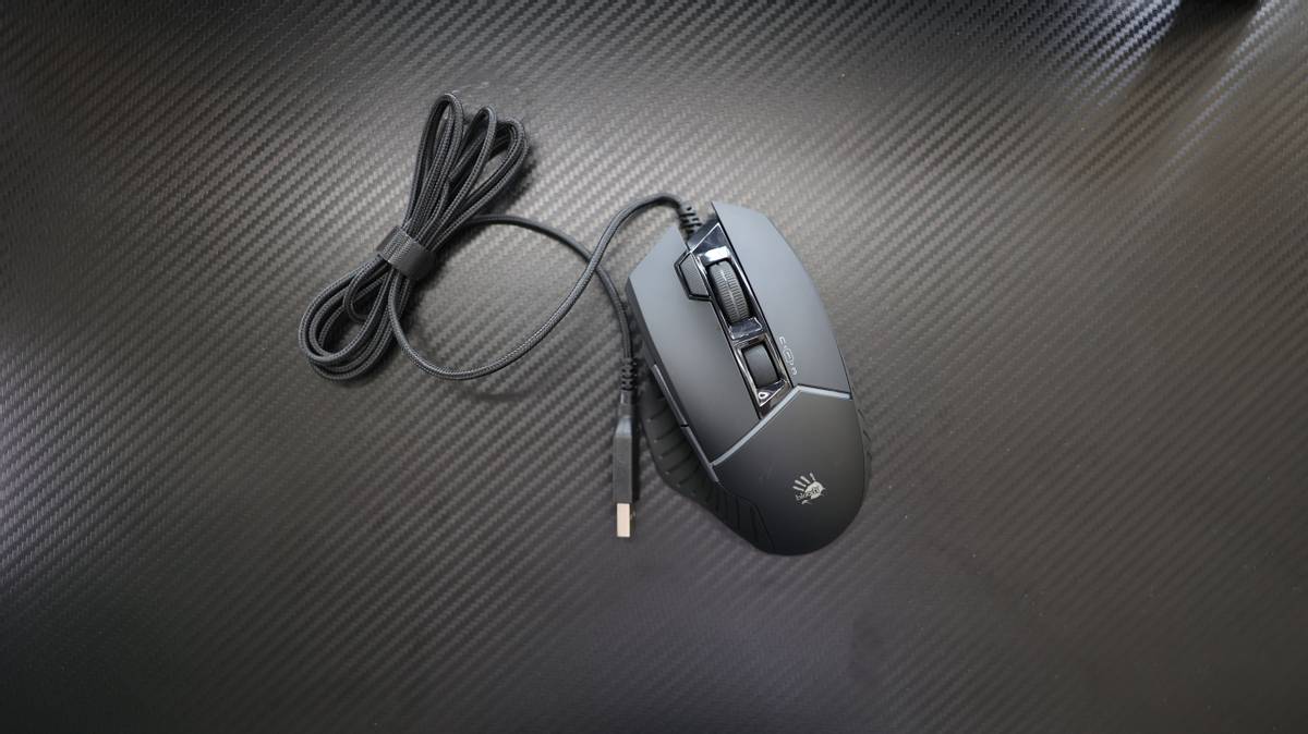 血手幽灵鼠标v8max测评,血手幽灵w95max