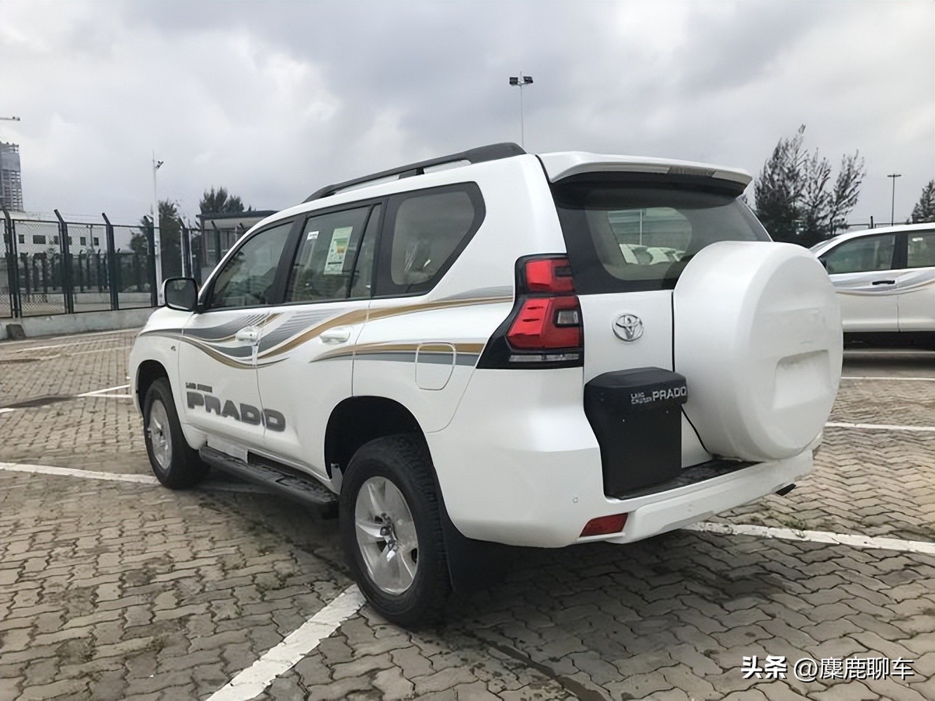 每日聊一车丰田普拉多,致敬一代经典丰田普拉多