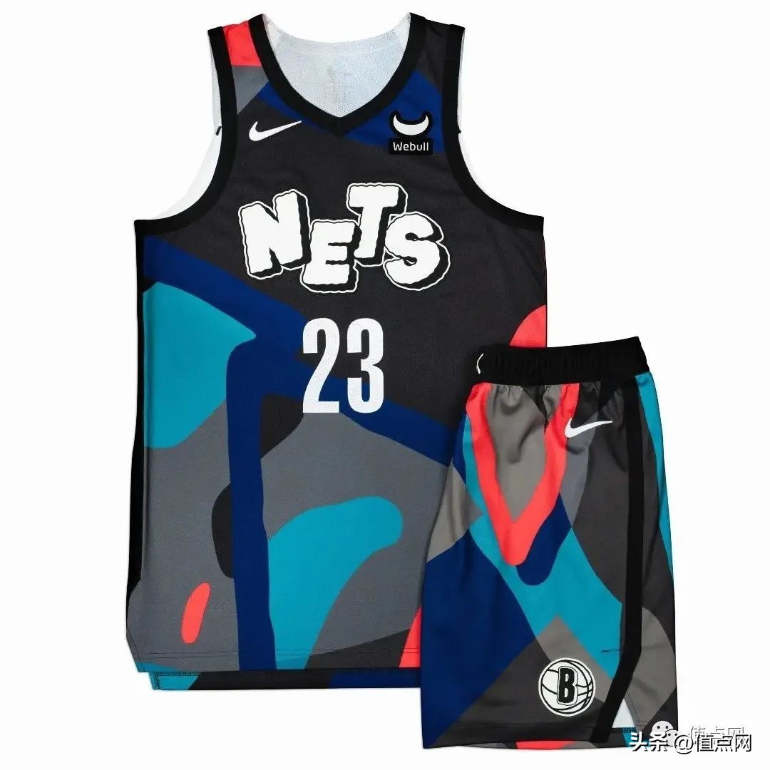 同市人气艺术家KAWS操刀主理|NBA篮网城市版球衣8月开售