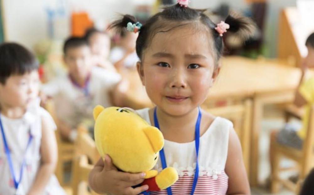 孩子不愿上幼儿园妙招视频,小朋友不愿上幼儿园的原因