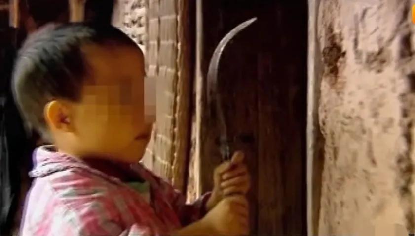 吃土上瘾是什么原因,儿童吃土的危害