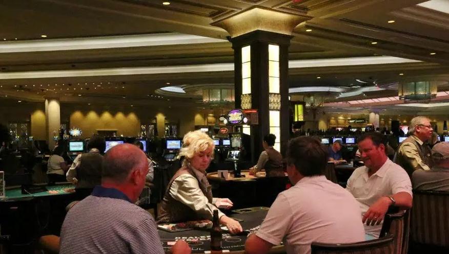 一把输七亿美金,一把输七千亿后续